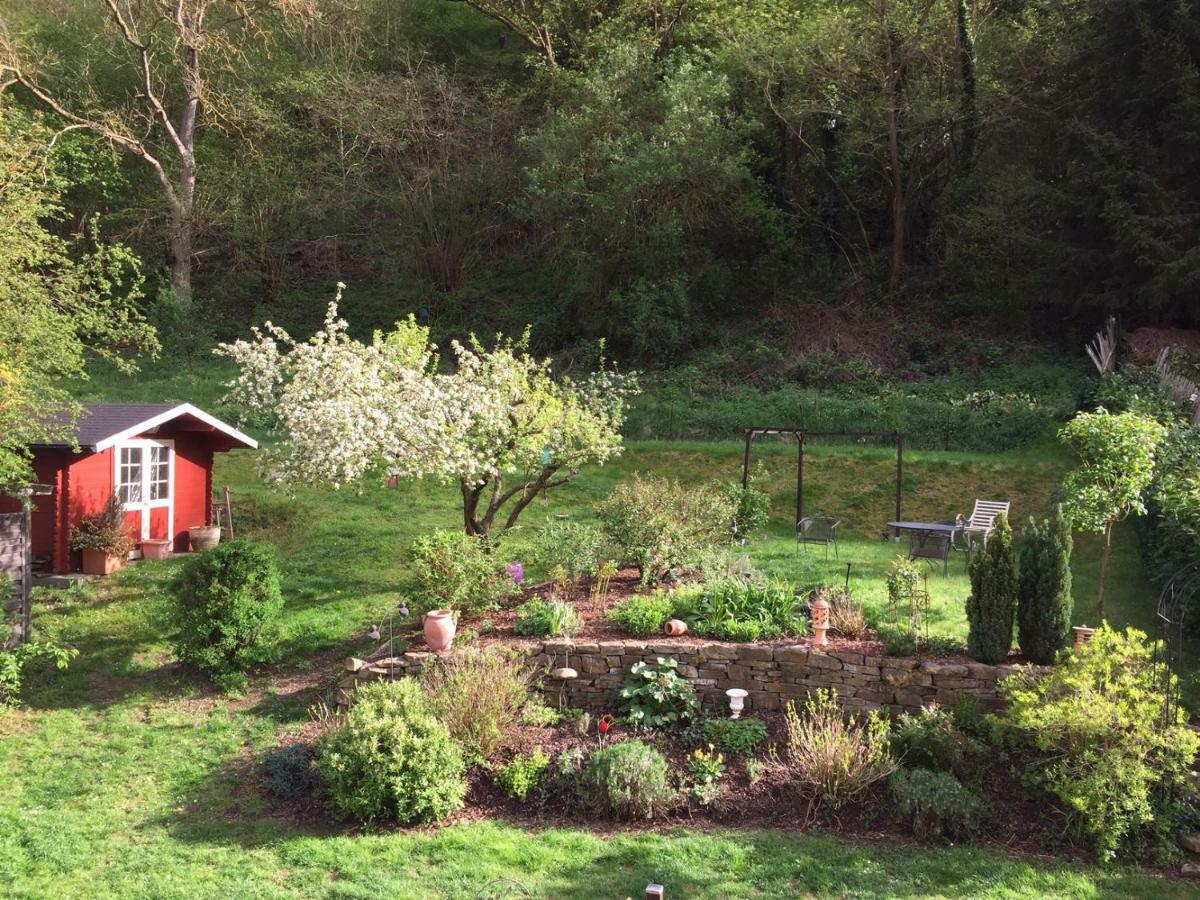 Ferienwohnung Im Türmchen Oberfell Exterior foto